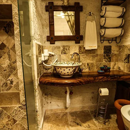 بيت ضيافة Kemerli House أفانوس